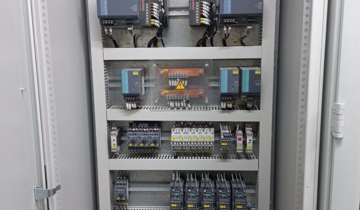 Gabinete alimentación redundante